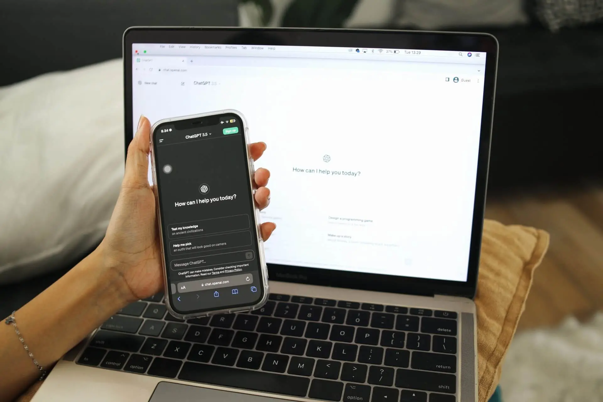 El agua que consume ChatGPT y otros impactos de la contaminación digital