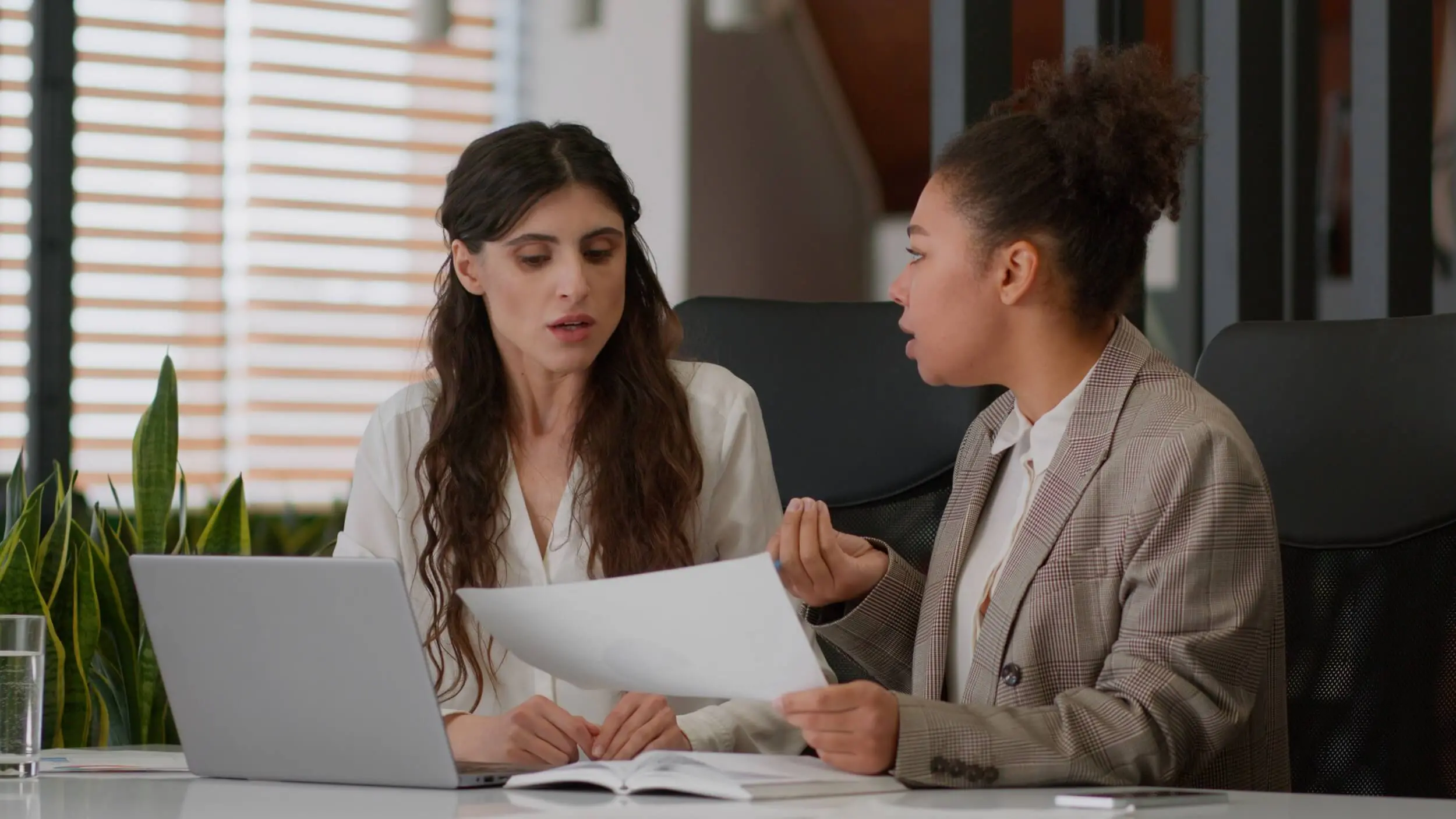 Dezembro é o mês ideal para rever o tarifário de energia da sua empresa